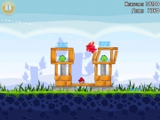 Angry Birds - Screenshot zum Artillery-Computerspiel