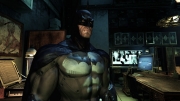 Batman: Arkham Asylum - Neue Szenen aus dem Inneren des Arkham Asylum zeigen den Dunklen Ritter von seiner brillianten Seite.