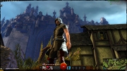 Guild Wars 2 - Unser Dieb bei seinen ersten Aufgaben.